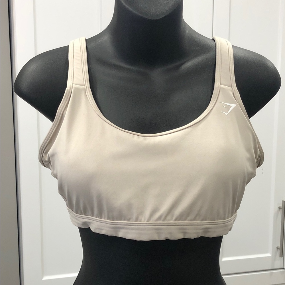 Gymshark Sports Bra – Cream/Tan – Removable Pads – No Size Tag